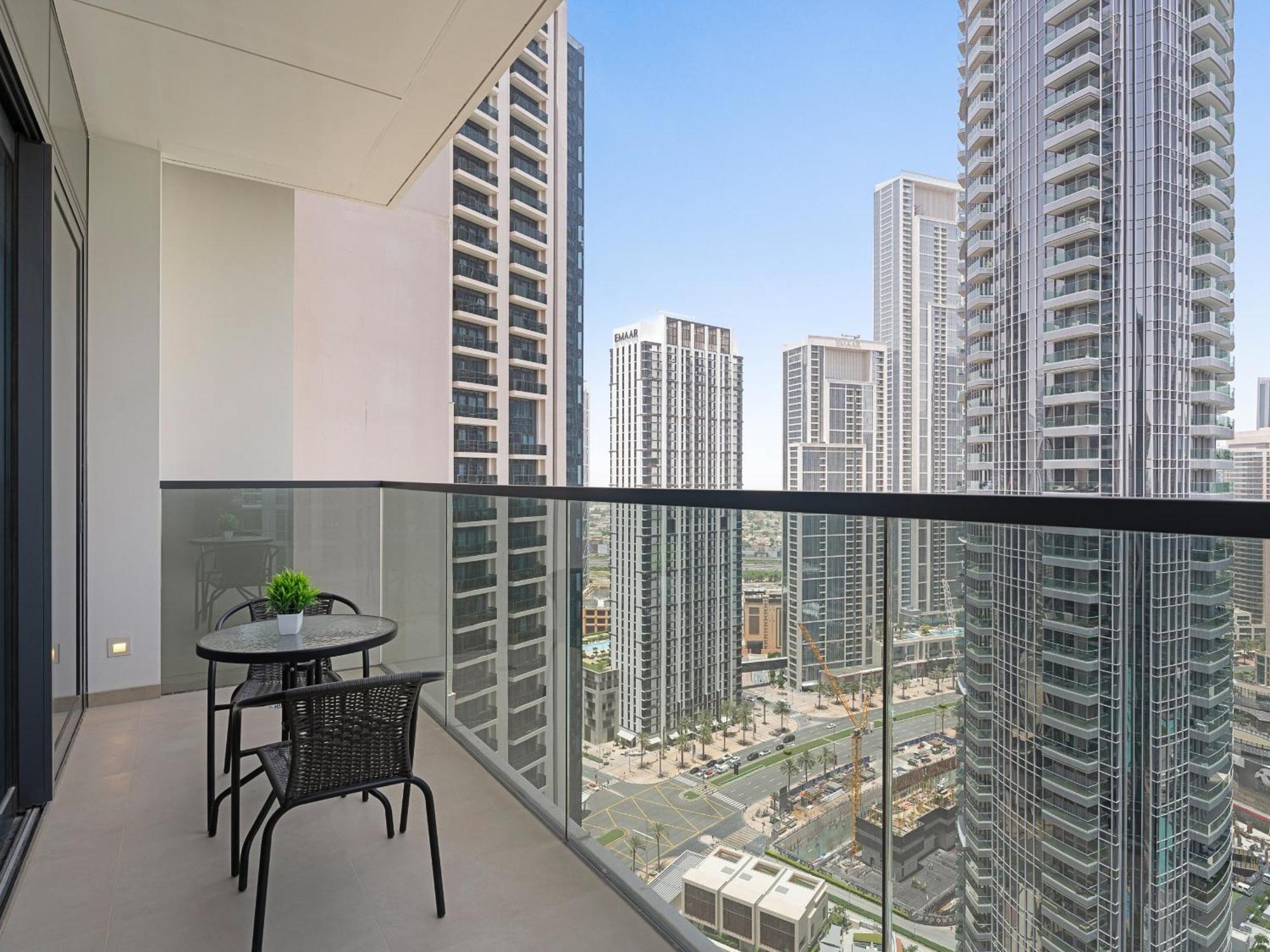 Apartment Modern 3br 1 Gr In Downtown With Burj Khalifa View Dubai