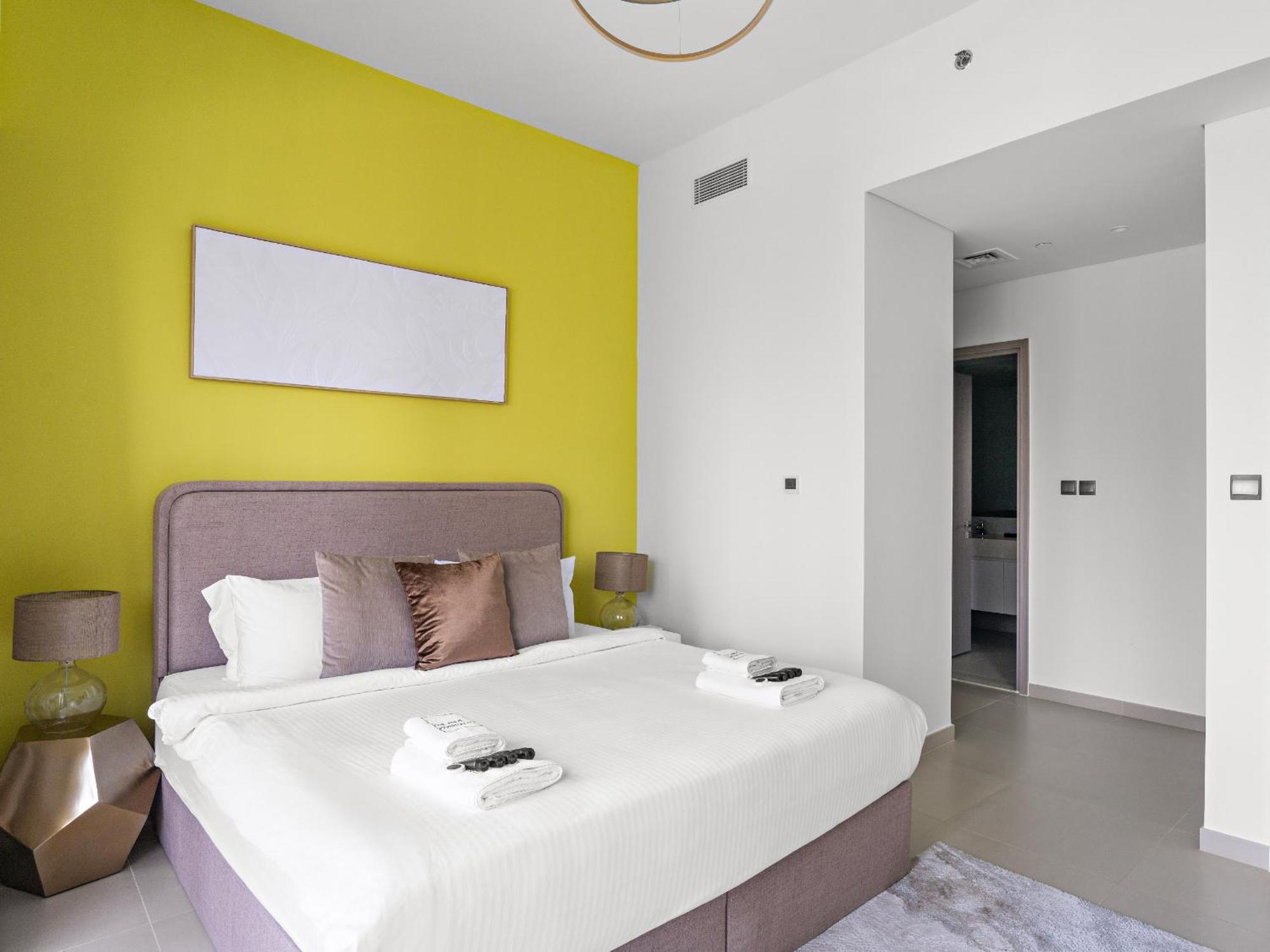 Modern 3br 1 Gr In Downtown With Burj Khalifa View *